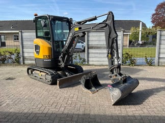 2021 Volvo ECR25 Crawler Excavator