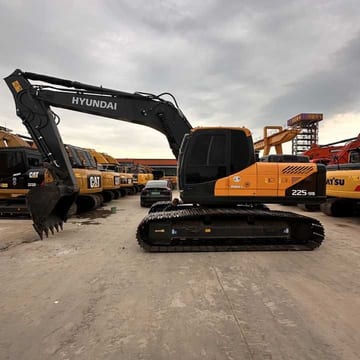 2022 Hyundai R225LC-9S Crawler Excavator