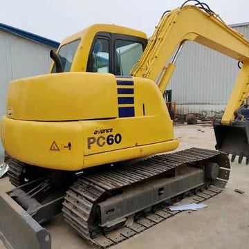 Escavatore cingolato Komatsu 60 del 2023