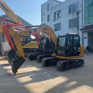 2024 Caterpillar 308E2 Mini Escavatore 2024 Caterpillar 308E2 mini excavator, front three-quarter view