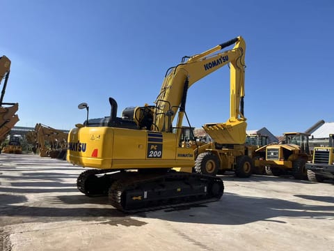 2023 Komatsu PC200-8 Crawler Excavator