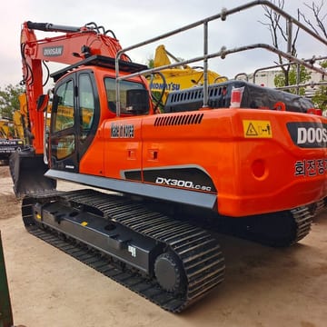 2024 Doosan DX300 Crawler Excavator