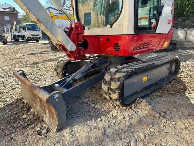 Miniescavatore Takeuchi TB216 V0 del 2023