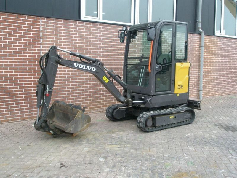 2019 Volvo ECR18E Mini Excavator