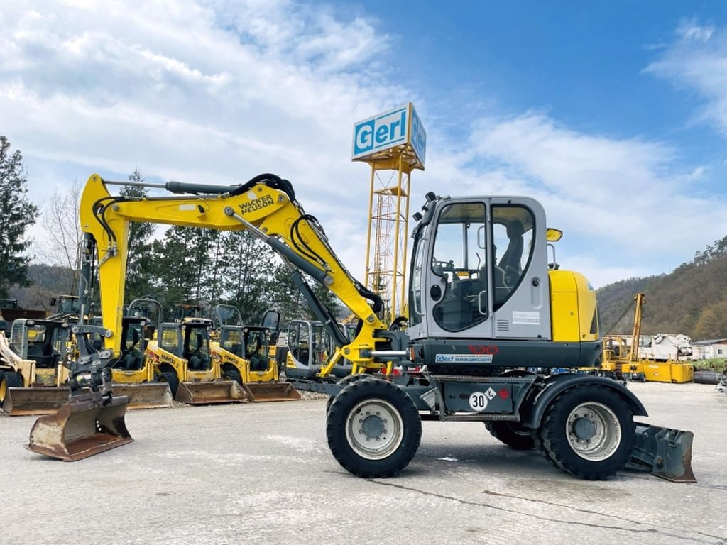 2017 Wacker Neuson EW100 Wheel Excavator