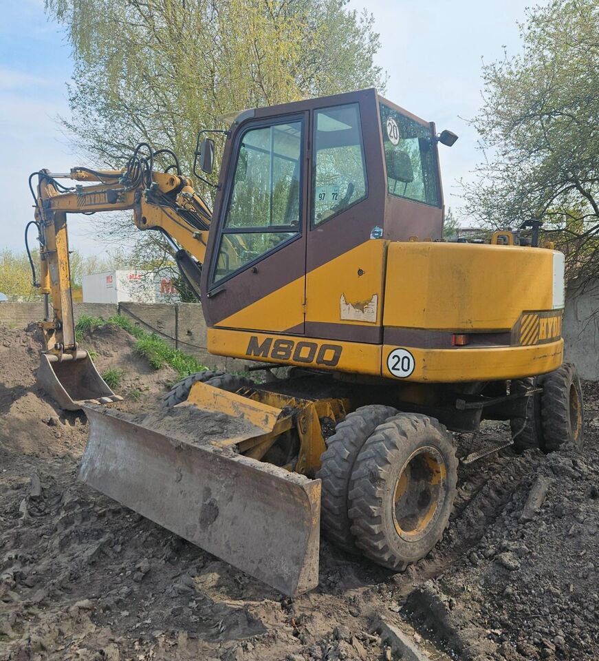 2002 Hydrema M800 Wheel Excavator