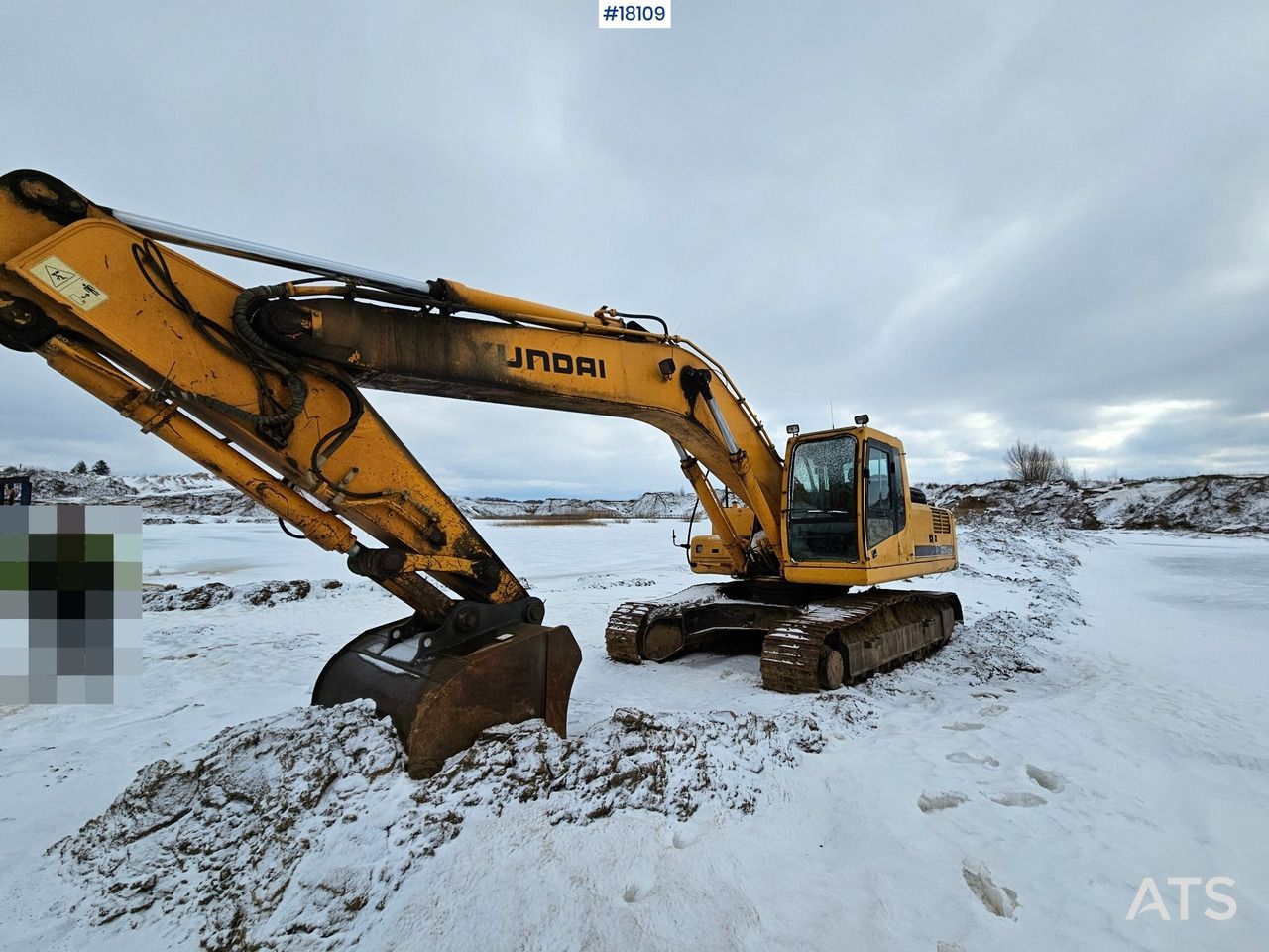 2007 Hyundai R320NLC-7A Crawler Excavator