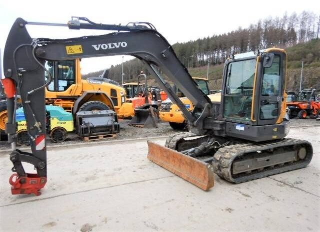 2017 Volvo ECR88D Crawler Excavator