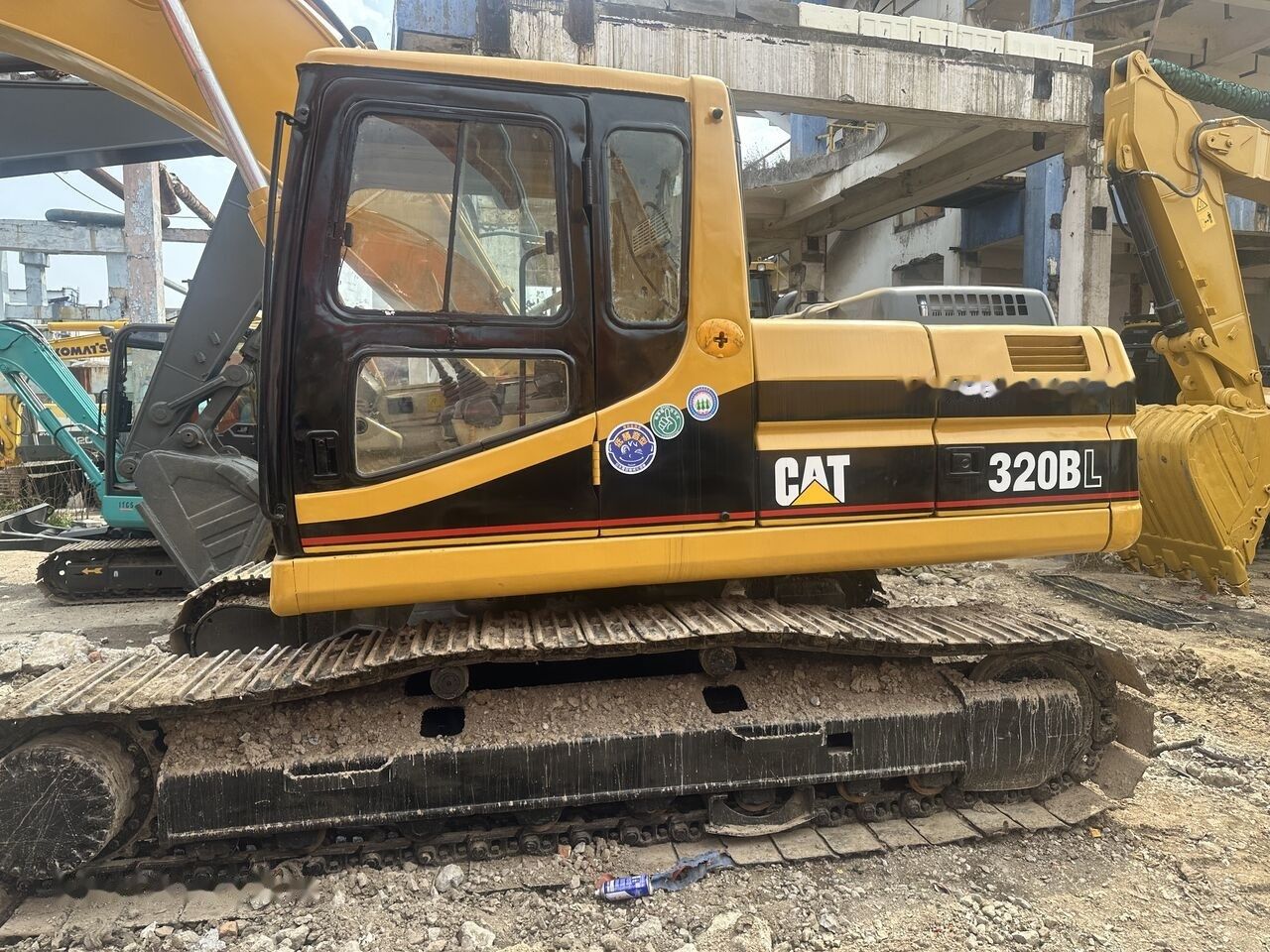 Caterpillar 320B Crawler Excavator
