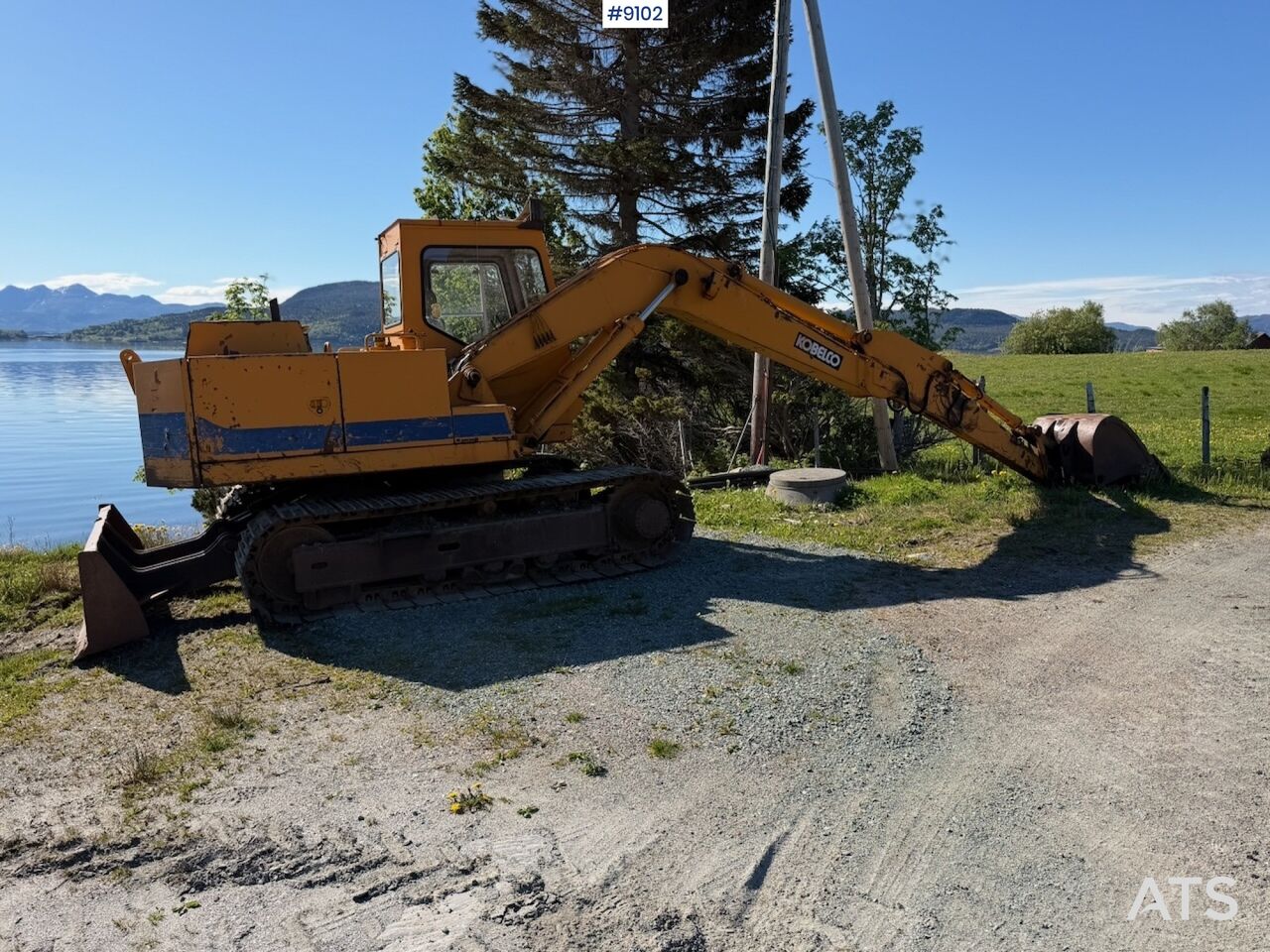 1985 Kobelco K904D Crawler Excavator
