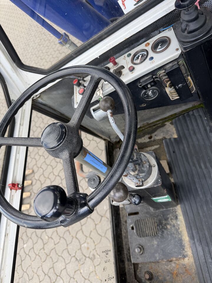 1988 Sennebogen 216 Wheel Excavator
