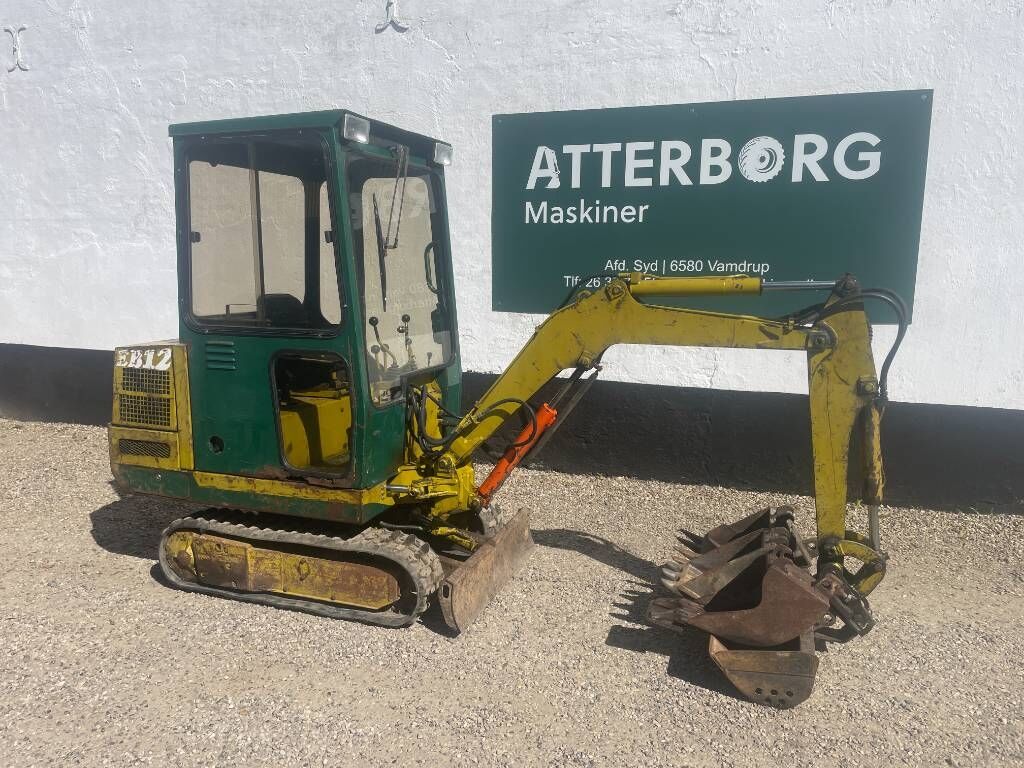 1989 Pel-Job EB12 Mini Excavator 1989 Pel-Job EB12 Mini Excavator