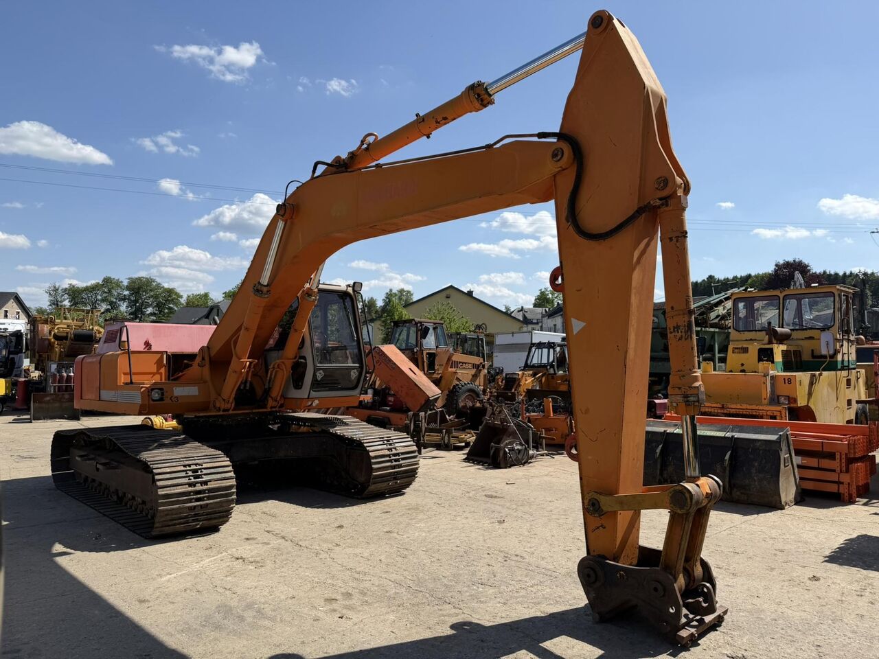 1992 Fiat-Hitachi FH 220 LC Crawler Excavator