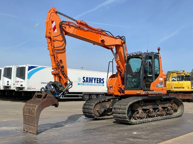 Excavator pe șenile Doosan DX140LCR din 2015