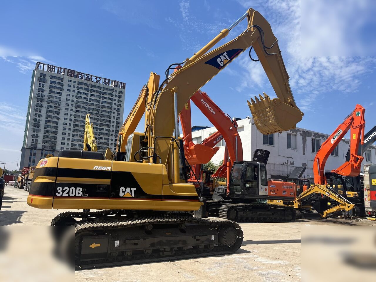 2000 Caterpillar 320BL Crawler Excavator