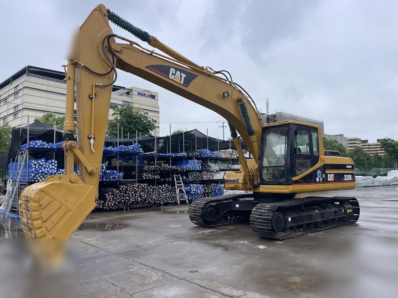 2000 Caterpillar 320BL Crawler Excavator 2000 Caterpillar 320BL Crawler Excavator