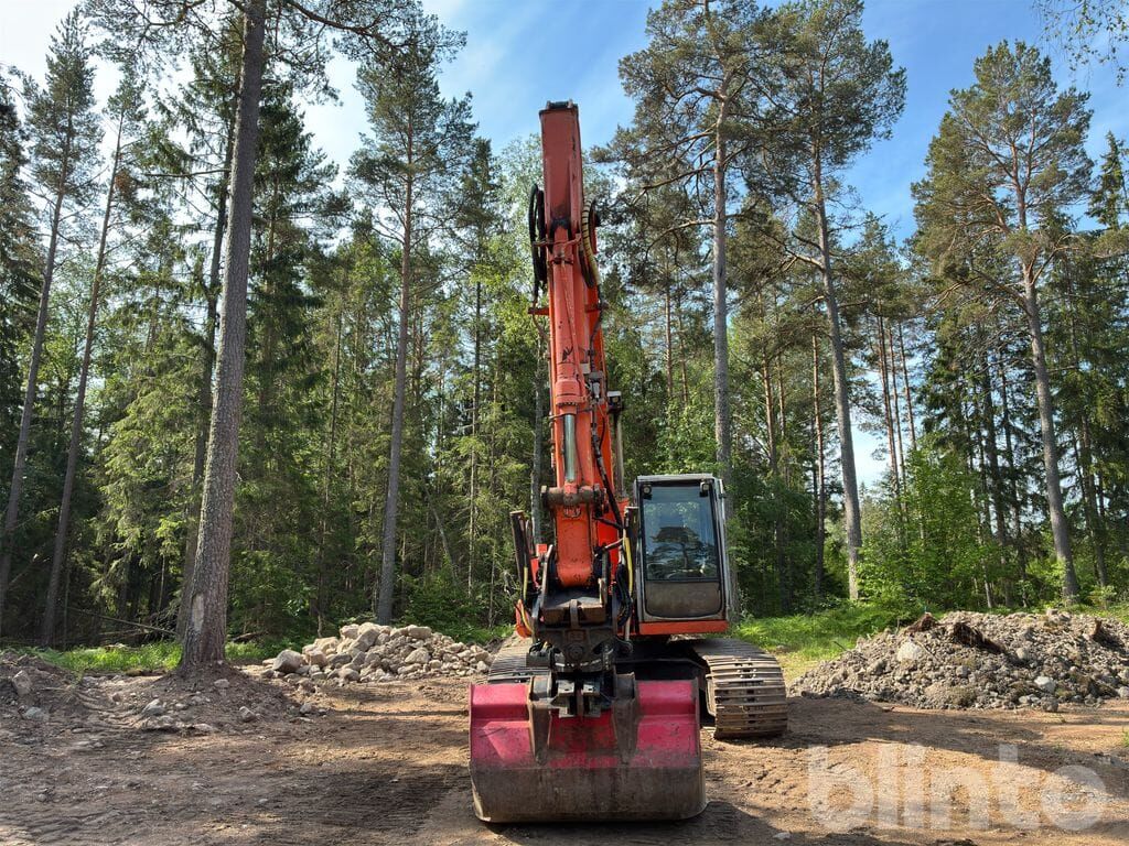 2000 Fiat-Hitachi EX 165 Crawler Excavator