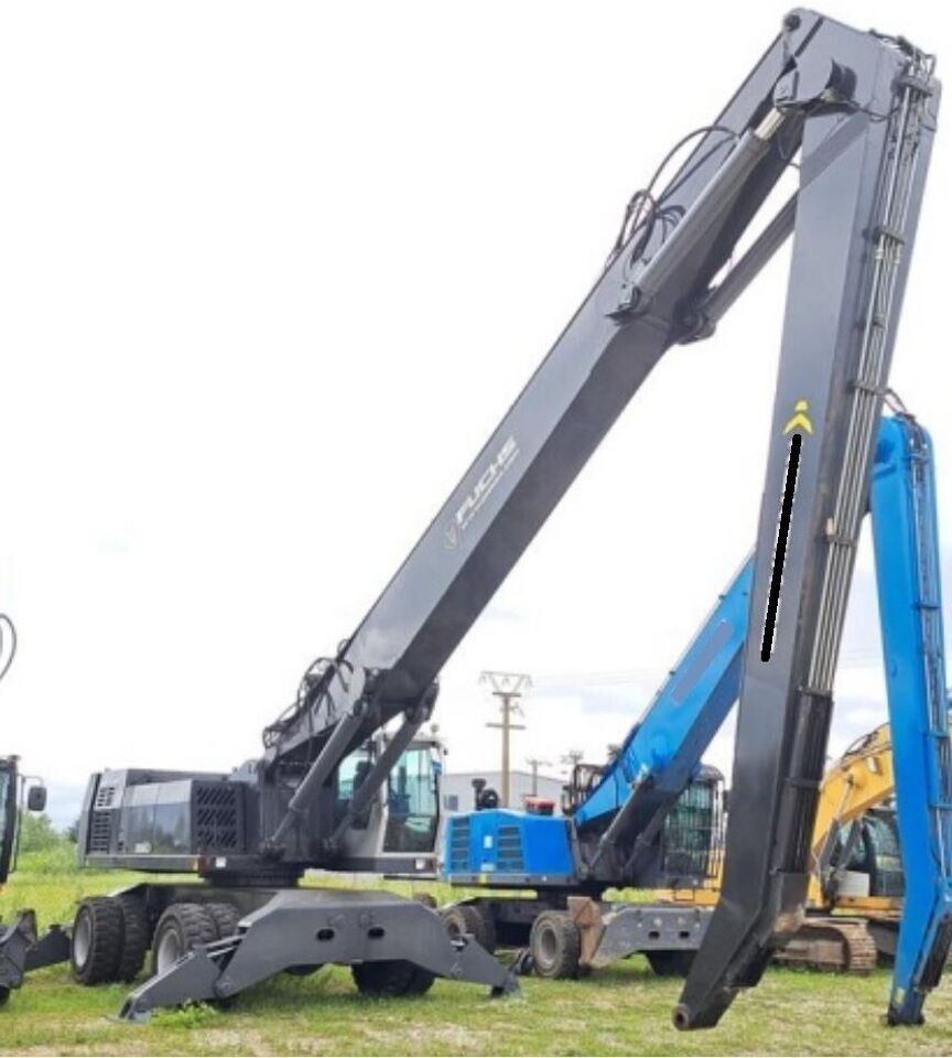 2000 Terex MHL 380 Material Handler