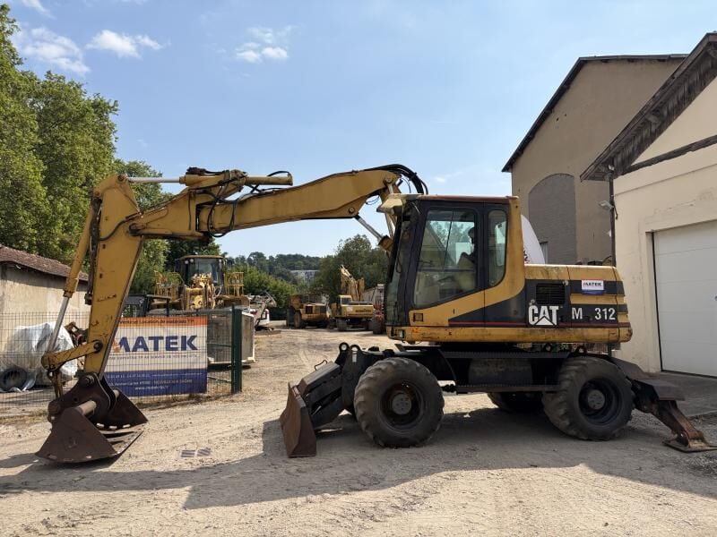 2001 Caterpillar M312 Wheel Excavator 2001 Caterpillar M312 Wheel Excavator