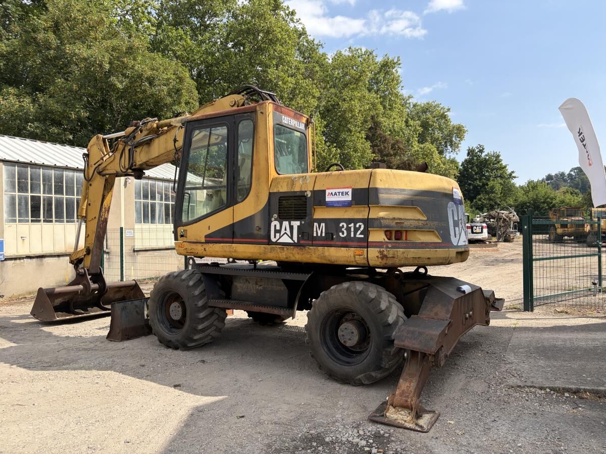 2001 Caterpillar M312 Wheel Excavator