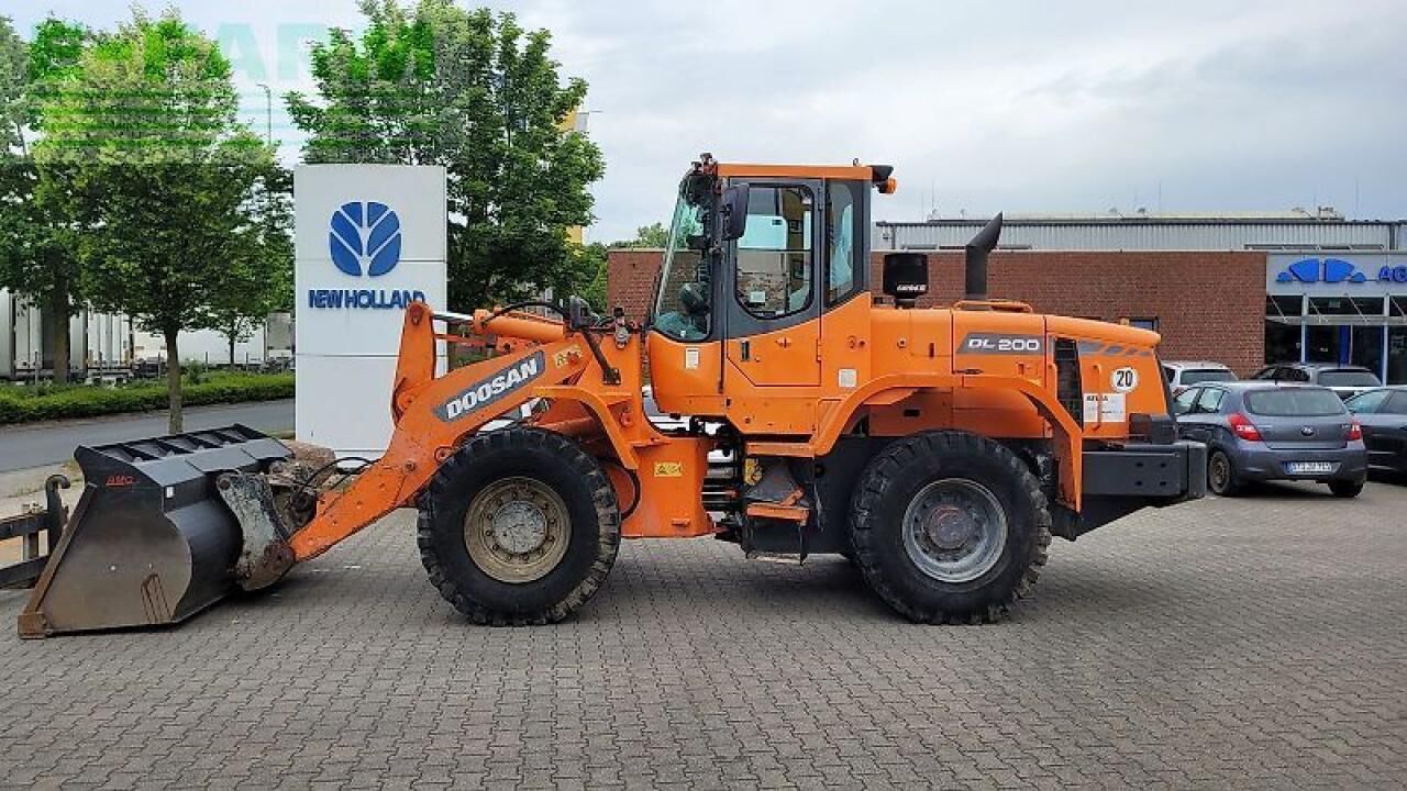 2001 Doosan DL200 Mini Excavator