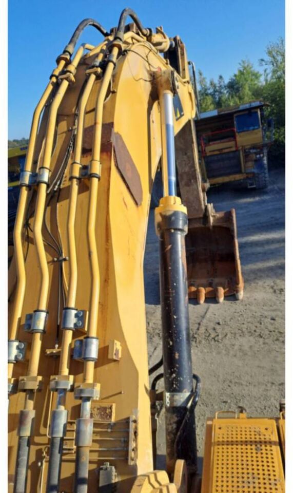 2002 Caterpillar 365B Crawler Excavator
