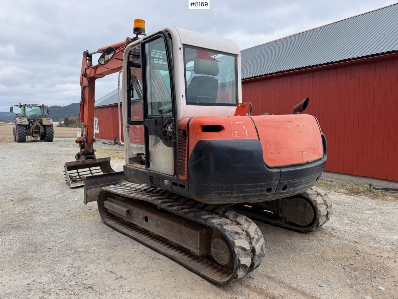 2004 Kubota KX251A crawler excavator, rear three-quarter view 2004 Kubota KX251A crawler excavator, rear three-quarter view