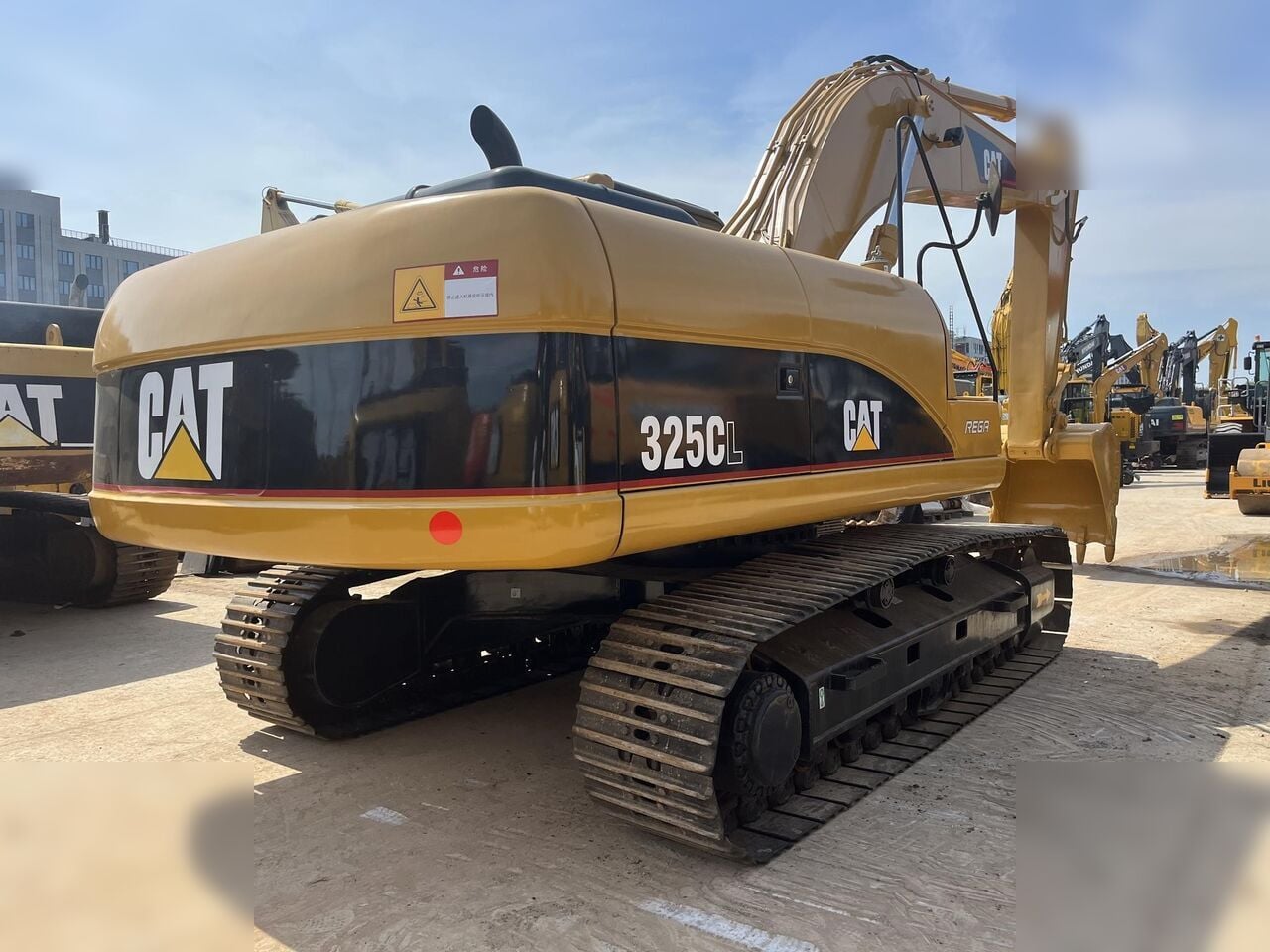 2005 Caterpillar 325CL Crawler Excavator 2005 Caterpillar 325CL Crawler Excavator