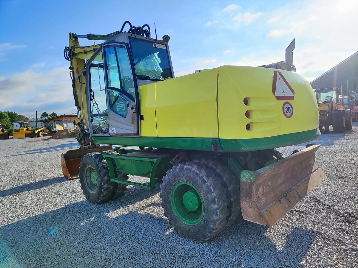 2006 Atlas 1905 wheel excavator rear view 2006 Atlas 1905 wheel excavator rear view