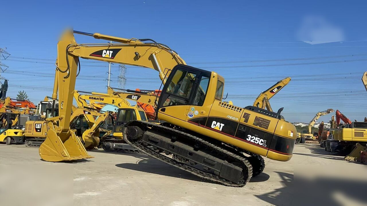 2006 Caterpillar 325CL Crawler Excavator 2006 Caterpillar 325CL Crawler Excavator