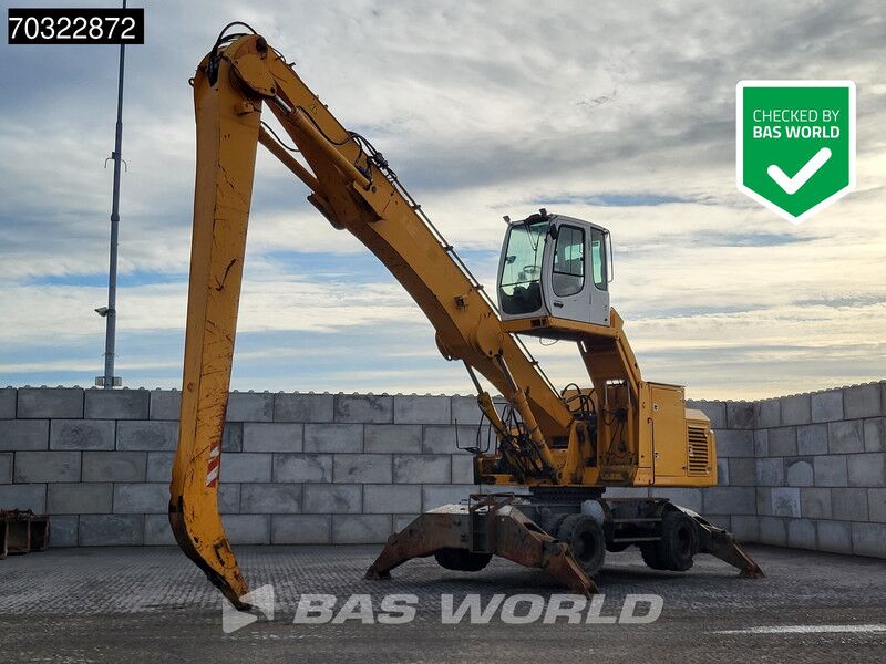 2007 Liebherr 934 Material Handler