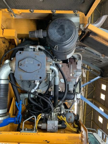 2007 Liebherr R 904 Crawler Excavator