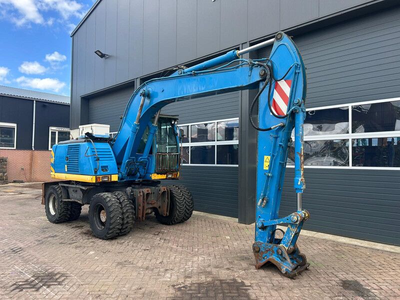 2007 New Holland MH-PLUS Wheel Excavator