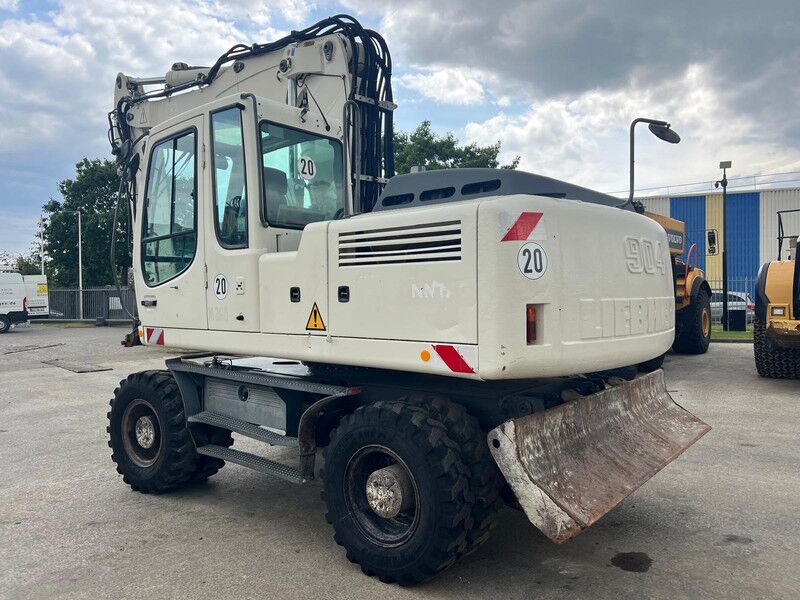 2008 Liebherr A904 C Wheel Excavator 2008 Liebherr A904 C Wheel Excavator