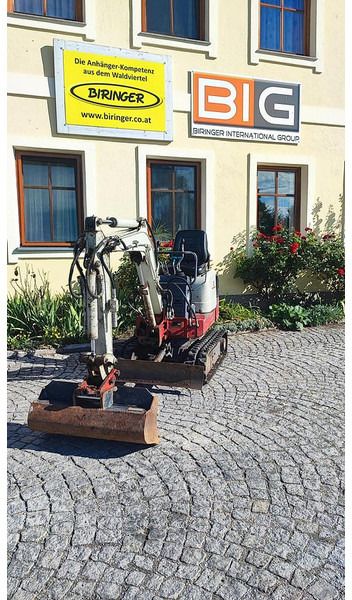 2009 Takeuchi TB108 mini excavator front view 2009 Takeuchi TB108 mini excavator front view