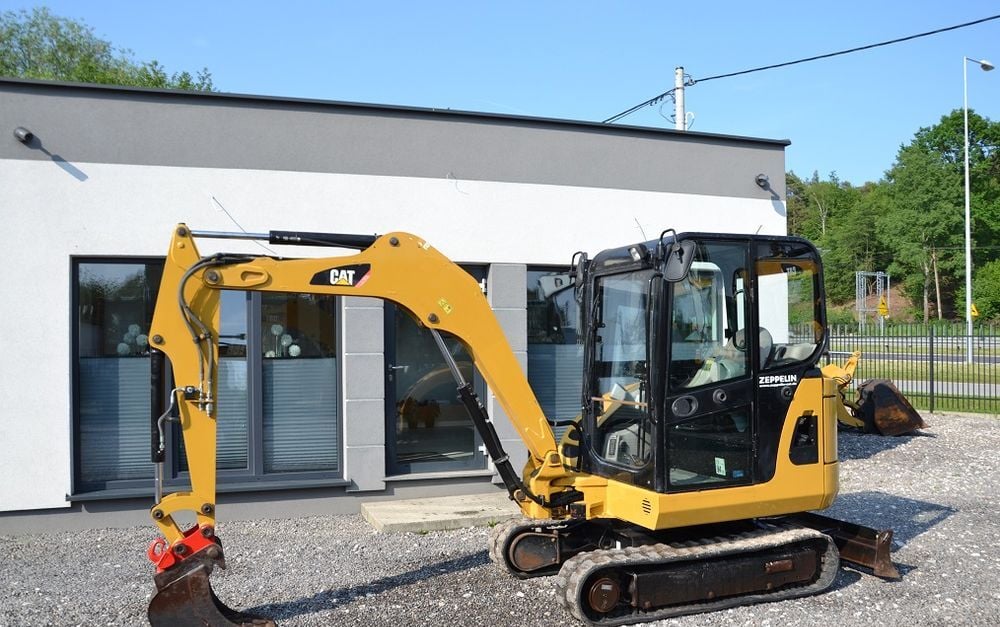 2010 Caterpillar 302.5 Mini Excavator 2010 Caterpillar 302.5 Mini Excavator
