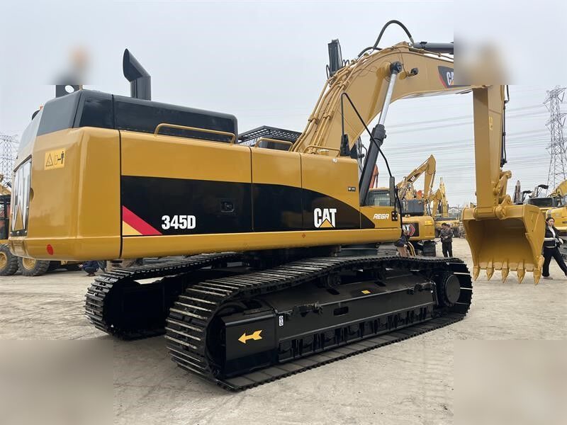 2021 Caterpillar 345D crawler excavator, side view 2021 Caterpillar 345D crawler excavator, side view