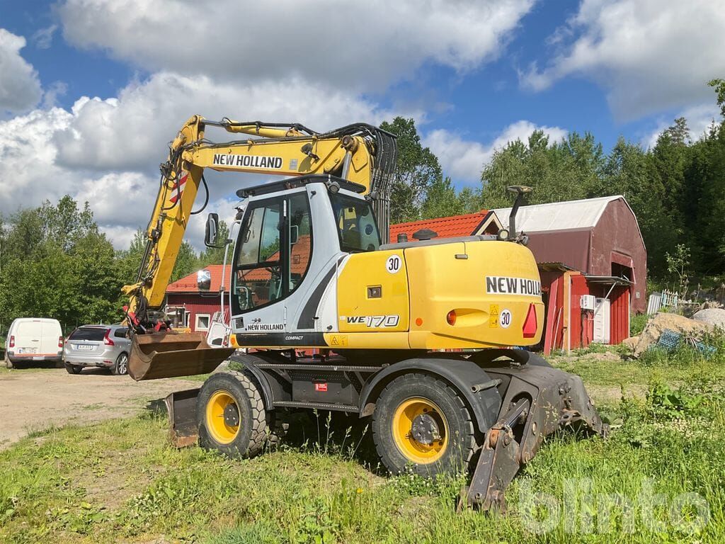 2010 New Holland WE170C Wheel Excavator