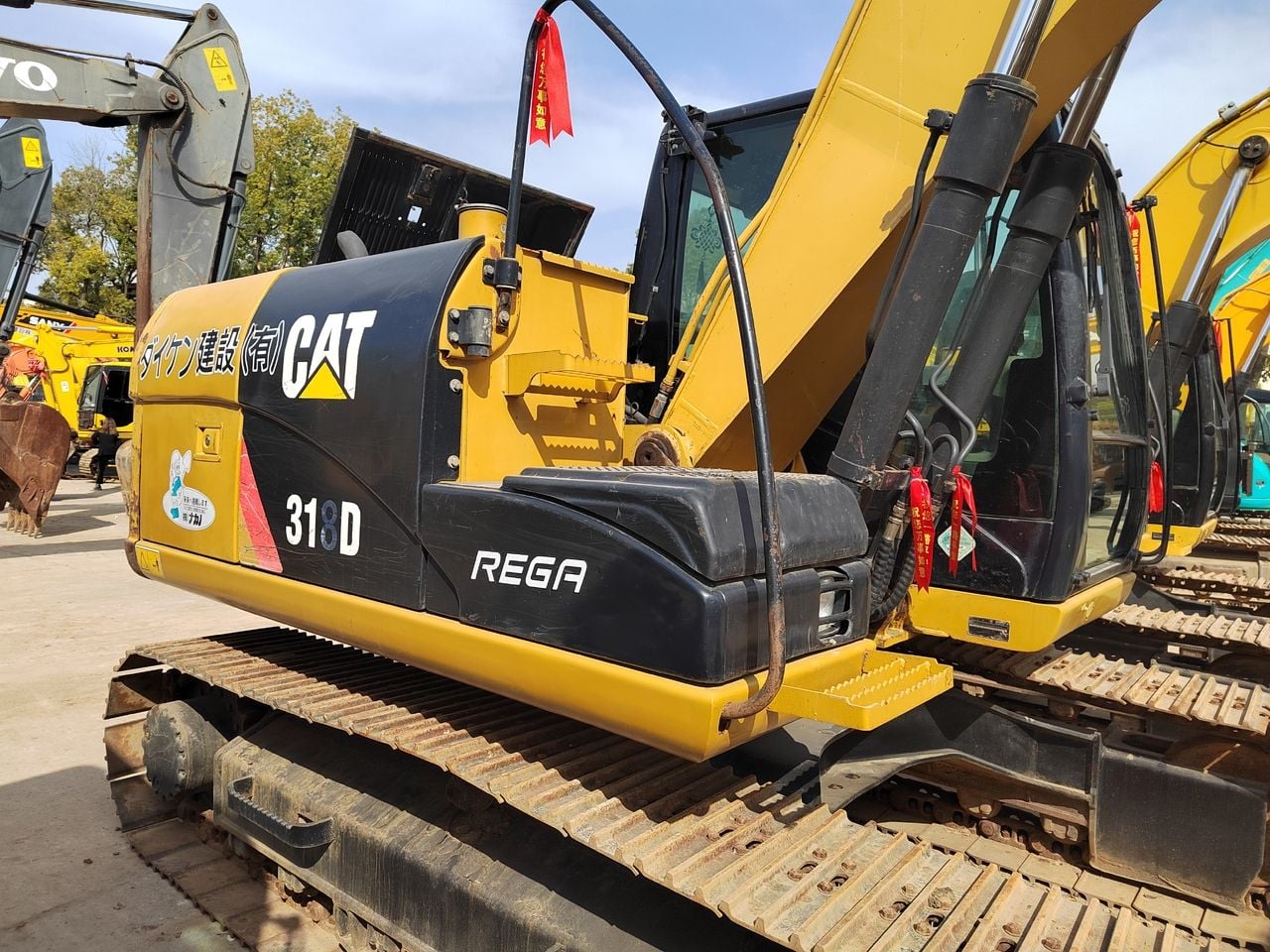 2011 Caterpillar 318D Crawler Excavator 2011 Caterpillar 318D Crawler Excavator