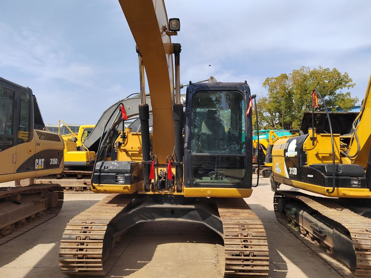 2011 Caterpillar 318D Crawler Excavator