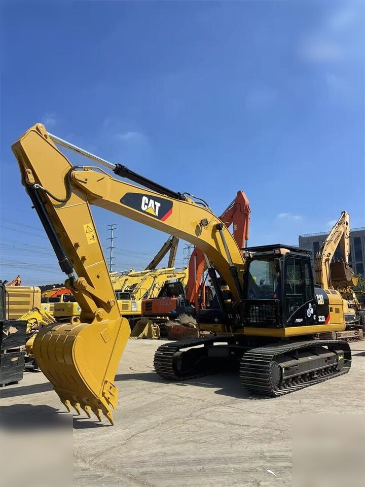 2011 Caterpillar 323DL Crawler Excavator
