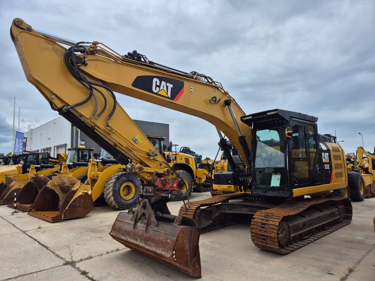 2012 Caterpillar 323EL Crawler Excavator 2012 Caterpillar 323EL Crawler Excavator