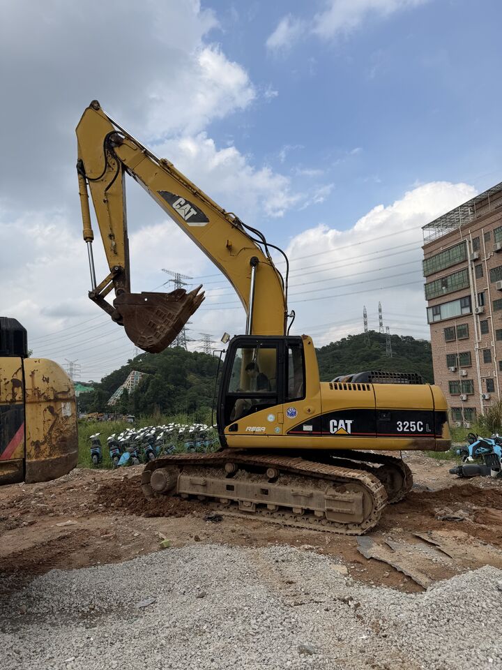2012 Caterpillar 325C Crawler Excavator