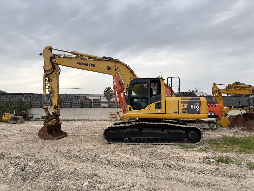 2012 Komatsu PC210LC-8 Crawler Excavator