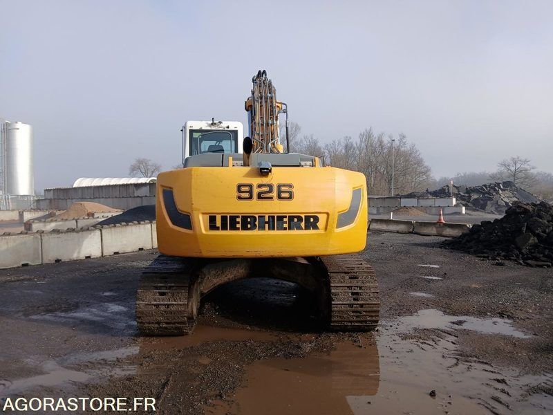 2012 Liebherr R926