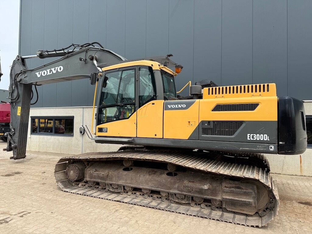2012 Volvo EC250DL Crawler Excavator
