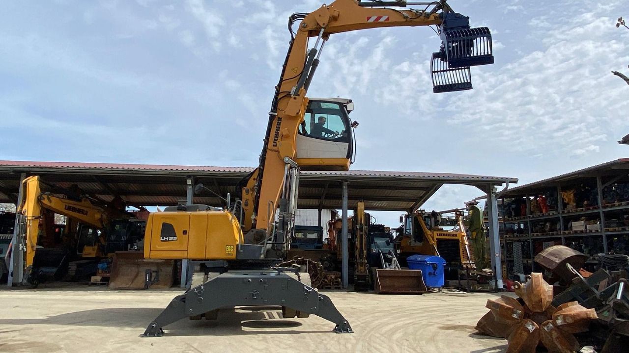 2013 Liebherr LH22M Material Handler 2013 Liebherr LH22M Material Handler