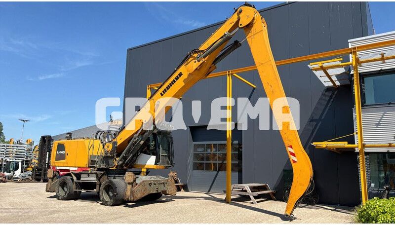 2013 Liebherr LH40 M Material Handler