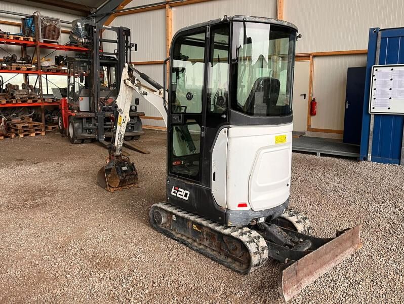 2014 Bobcat E20 Mini Excavator 2014 Bobcat E20 Mini Excavator