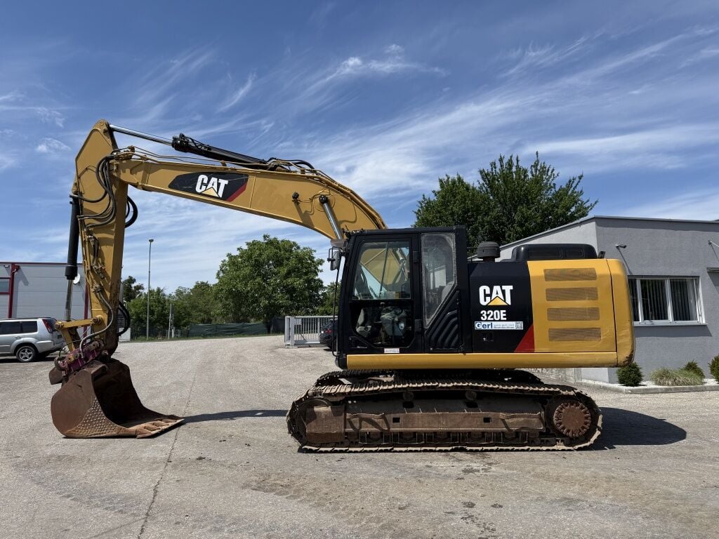 2014 Caterpillar 320E Crawler Excavator 2014 Caterpillar 320E Crawler Excavator